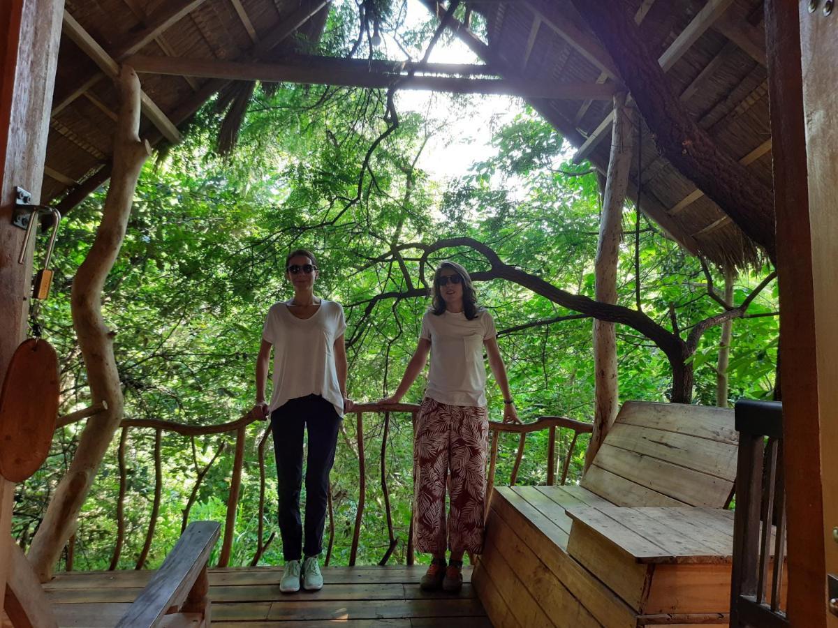 Habarana Tree House Mutu Village מראה חיצוני תמונה