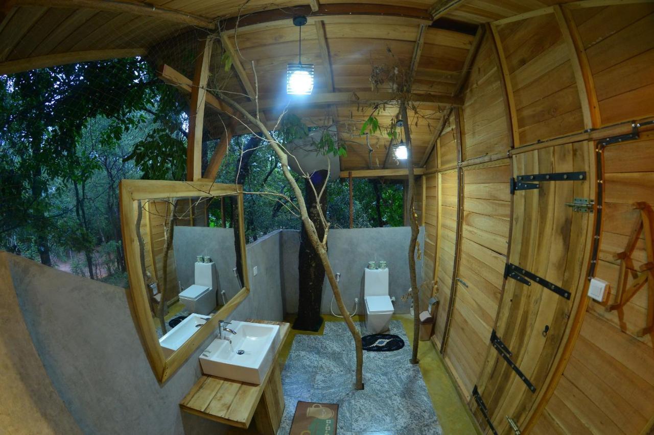 Habarana Tree House Mutu Village מראה חיצוני תמונה