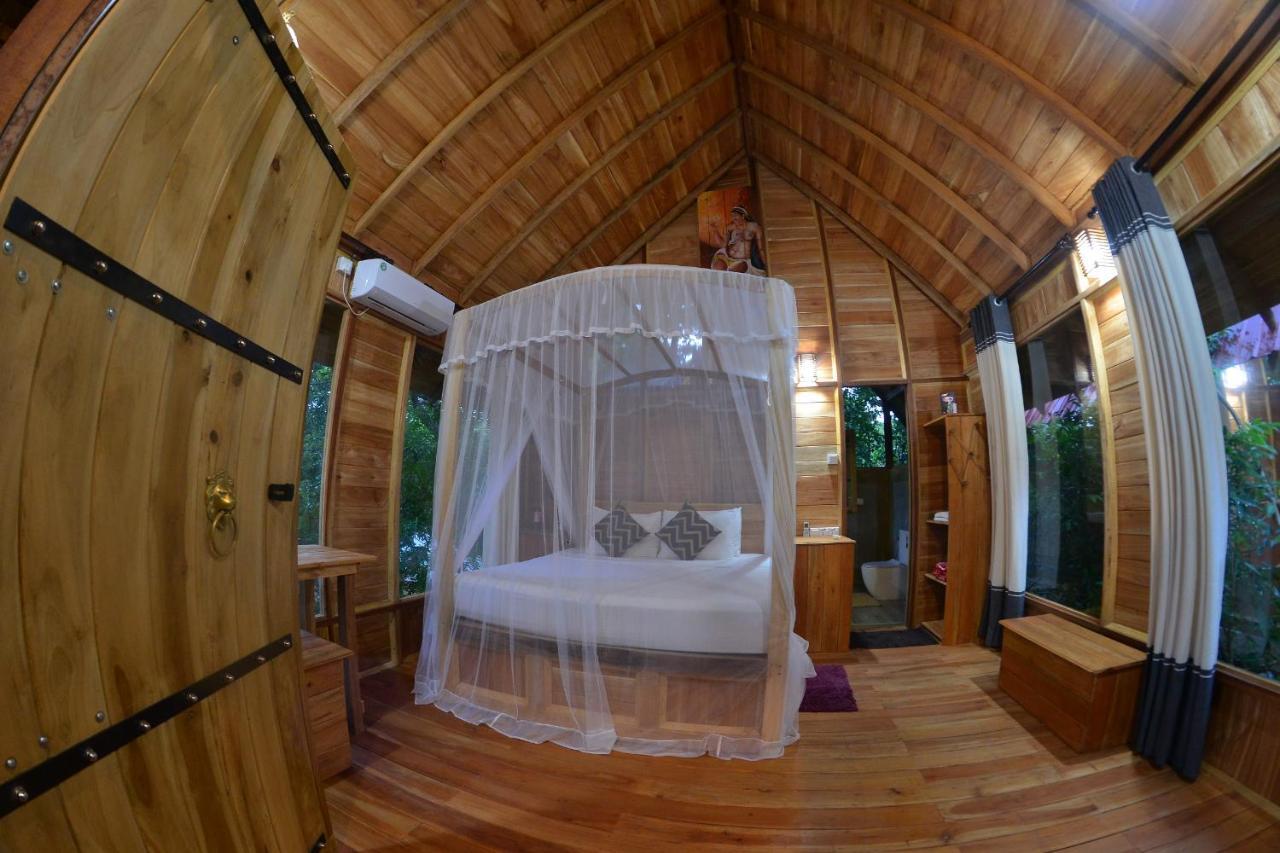 Habarana Tree House Mutu Village מראה חיצוני תמונה